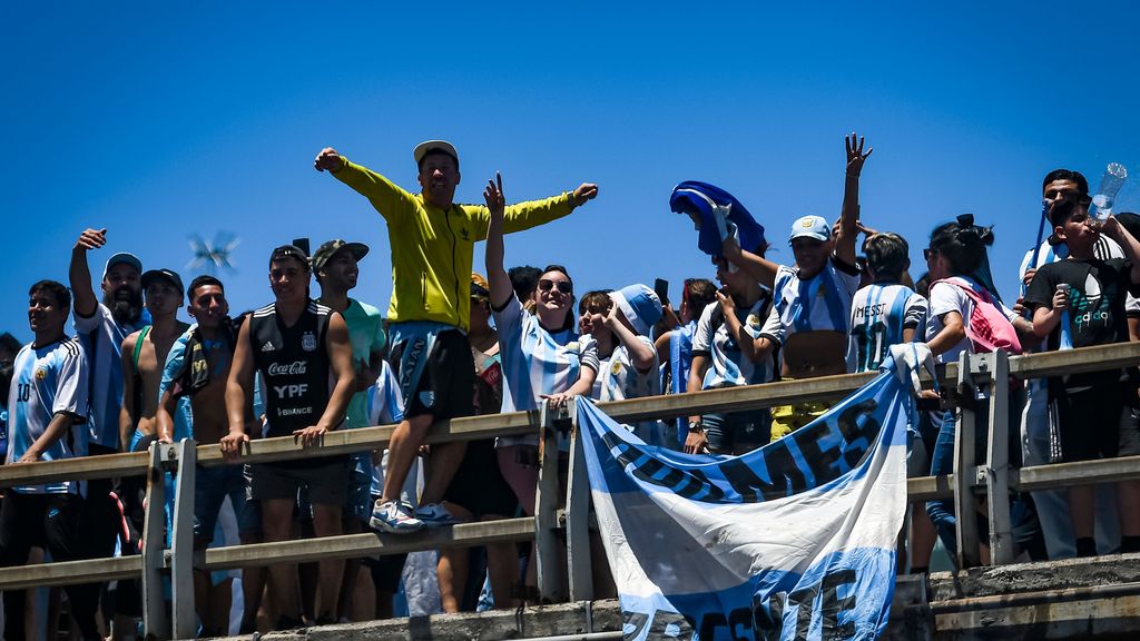 La celebración por la victoria de Argentina convierte Buenos Aires en un campo de batalla