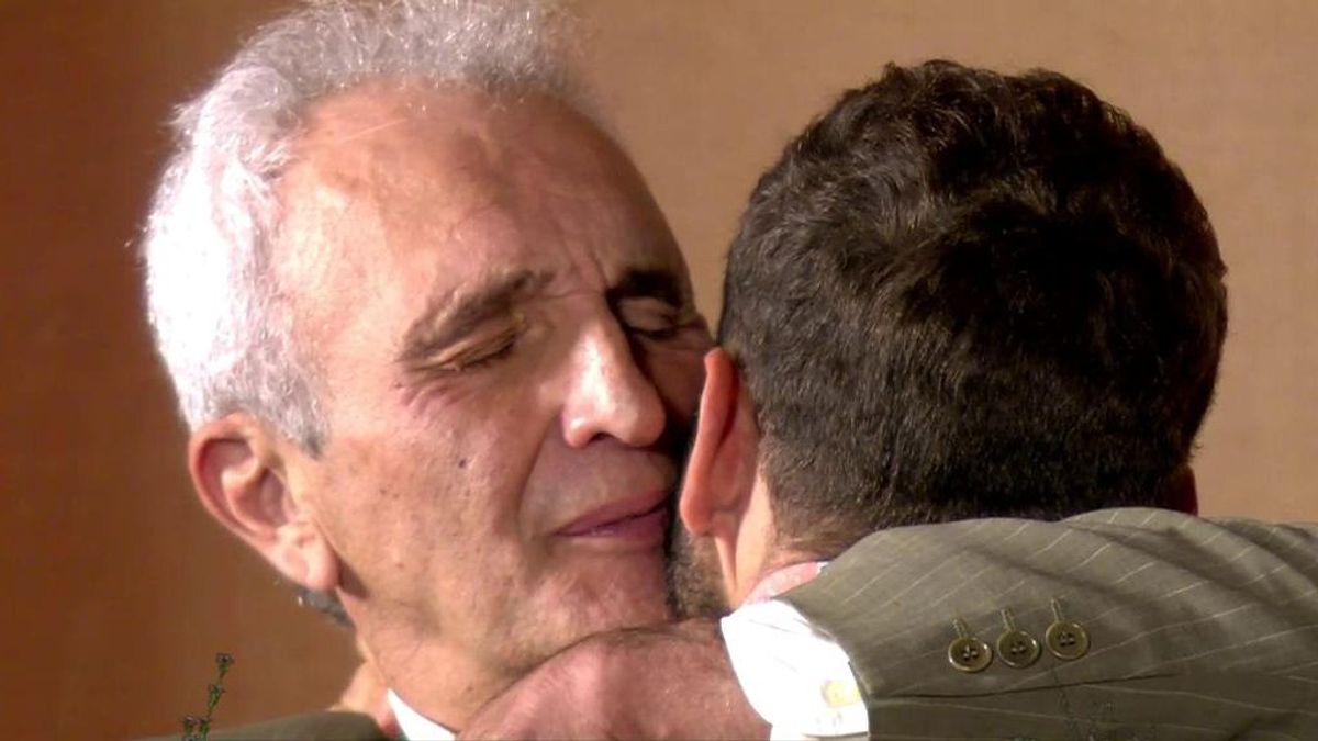 El emocionante reencuentro de Iwán Molina con su padre Gabriel: "Estoy muy orgulloso de ti"