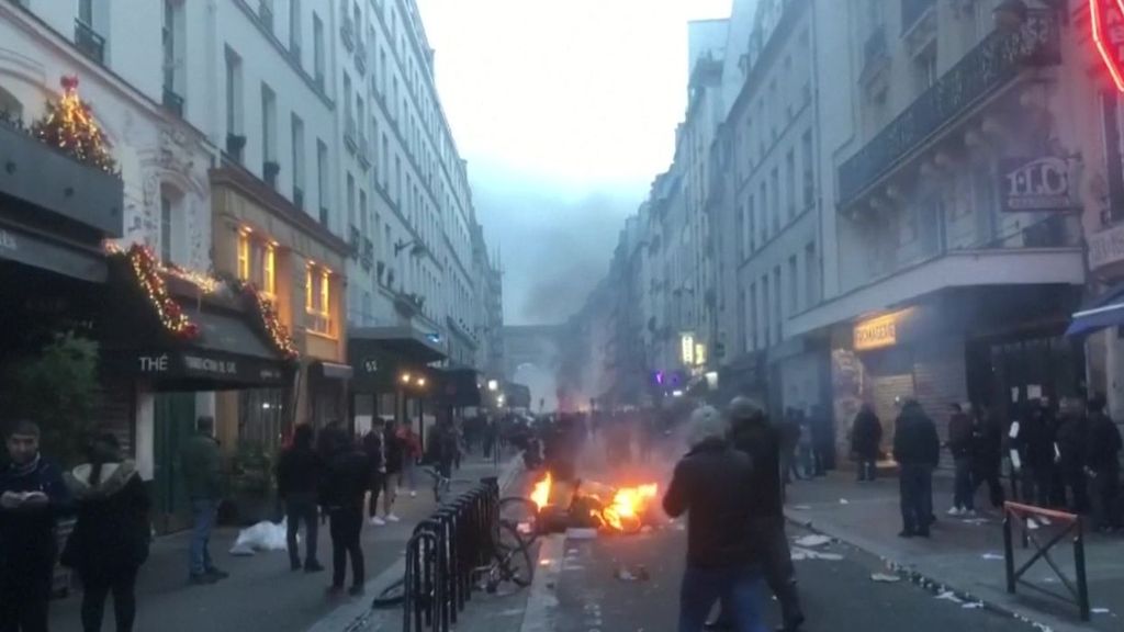 Violentas protestas en París tras el atentado mortal contra la comunidad kurda