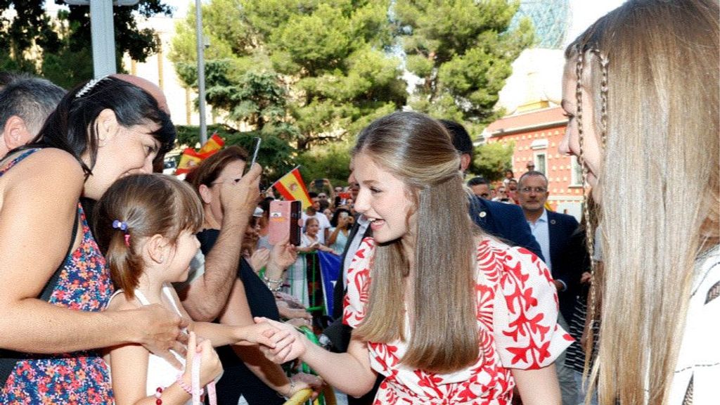La Princesa de Asturias y la Infanta Sofía, en Figueres(Girona)