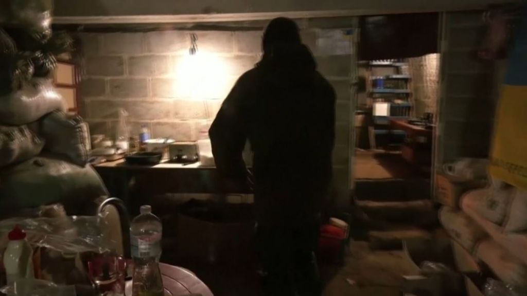 Navidad en Ucrania: miles de ciudadanos cenarán bajo tierra sin luz ni calefacción