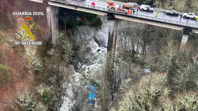 Seis Muertos Y Dos Heridos En El Accidente De Bus De Pontevedra 4731