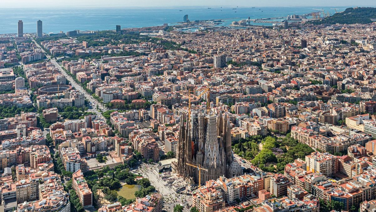 Vista de la Sagrada Família, en Barcelona Vista de la Sagrada Família, en Barcelona