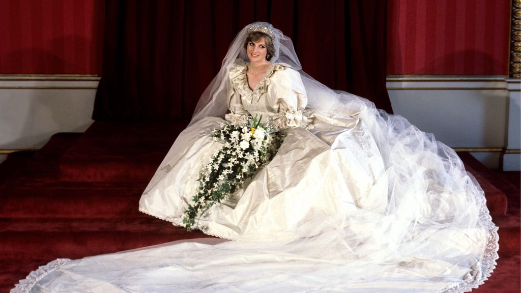 El histórico vestido de Diana de Gales. FUENTE: Cordonpress