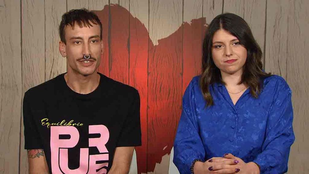 Lucía y Pelayo durante su cita en 'First Dates'