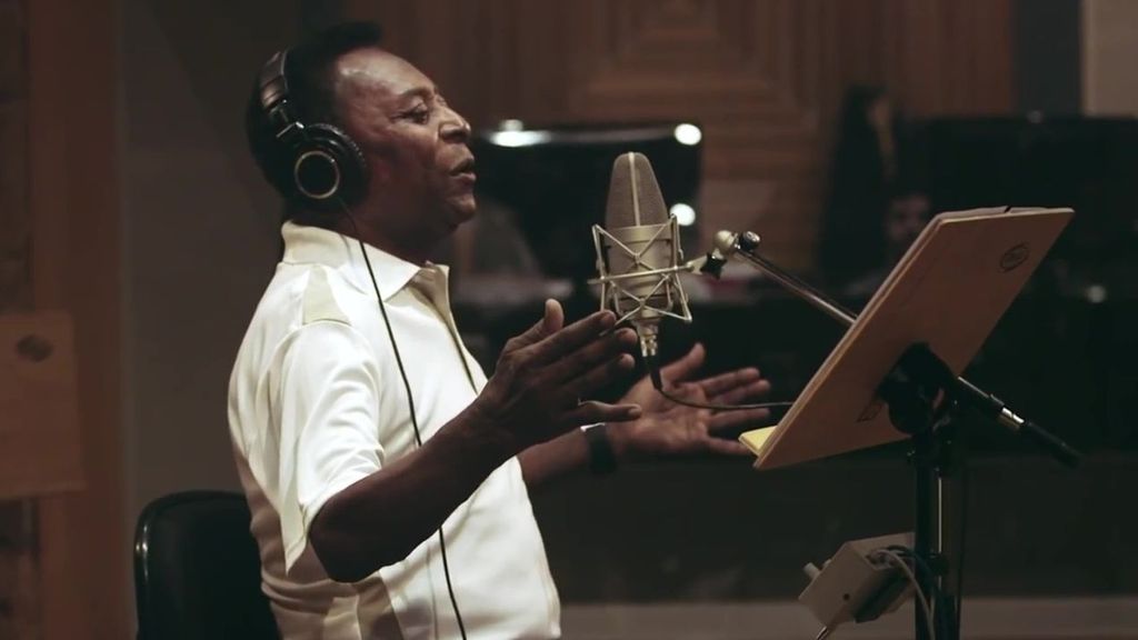 Pelé triunfó no solo como futbolistas, sino también como actor , compositor, cantante e 'influencer'