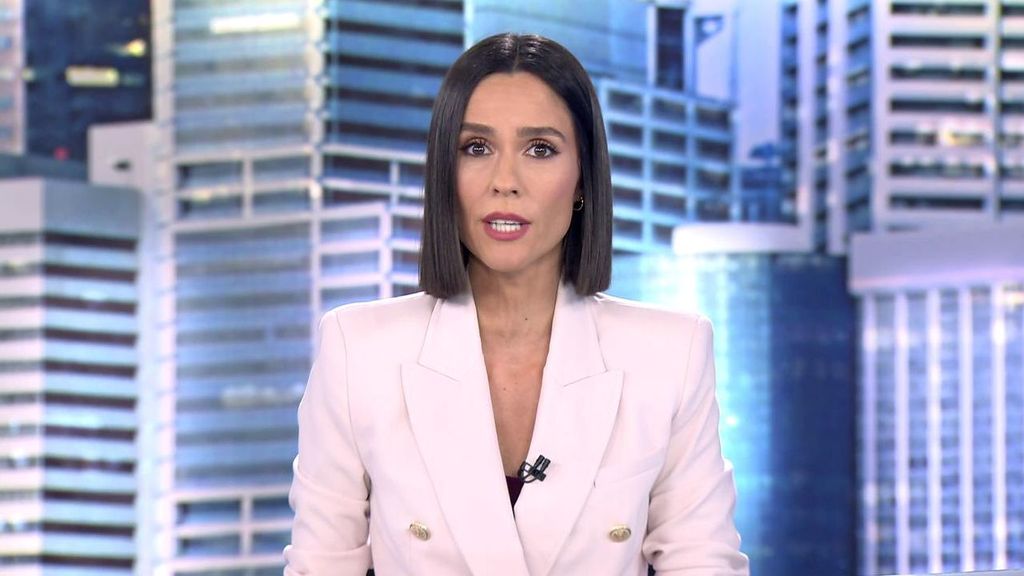 Con Alba Lago Informativos Telecinco 2023 Mediodía 03/01/2023