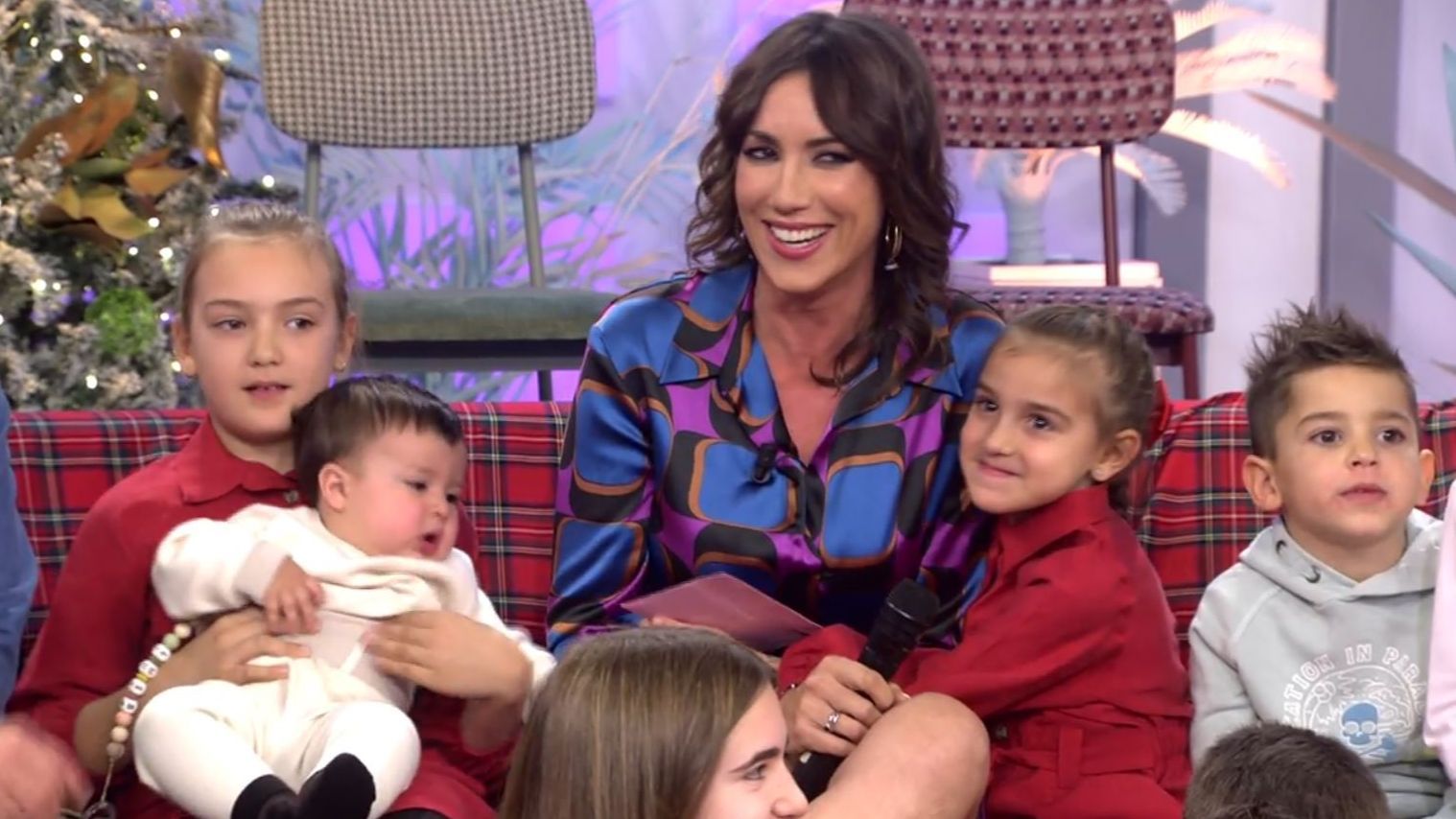 Patricia Pardo, junto a sus hijas en el día de Reyes.
