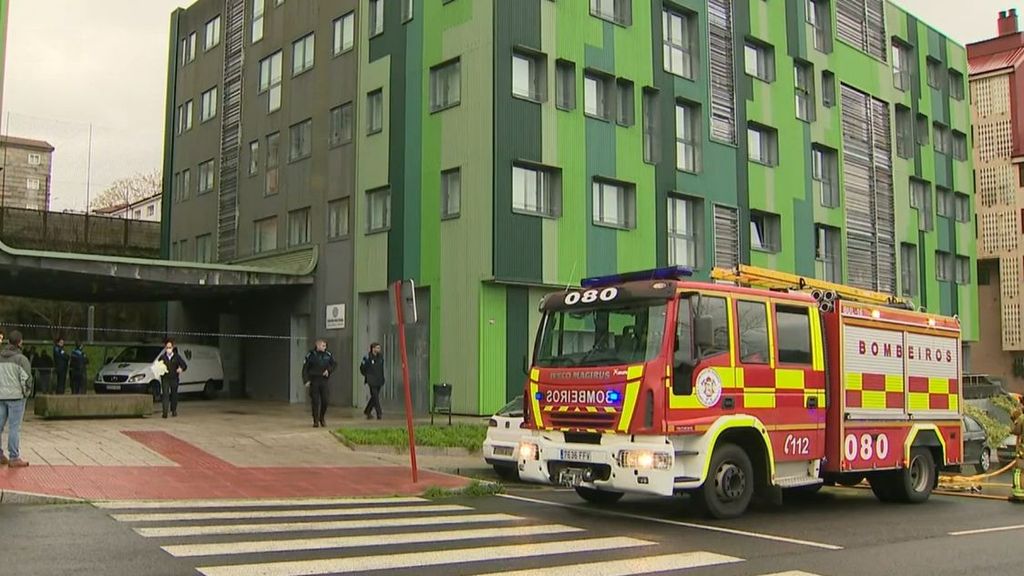 Mueren dos mujeres tras declararse un incendio en un edificio de Ourense