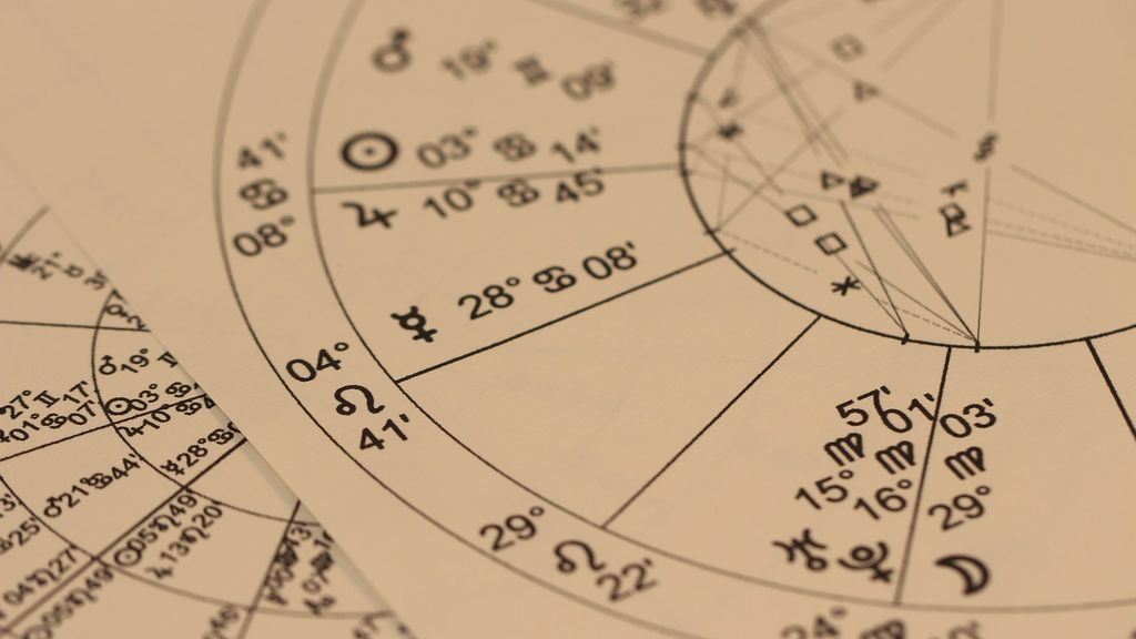 ¿Cambiarán los signos del zodiaco? El bulo del horóscopo que se ha vuelto a hacer viral