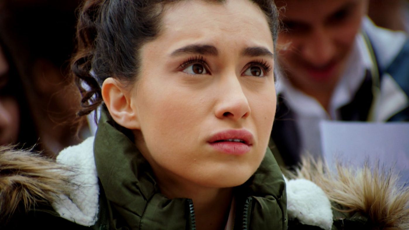 Zeynep, buscando a su padre
