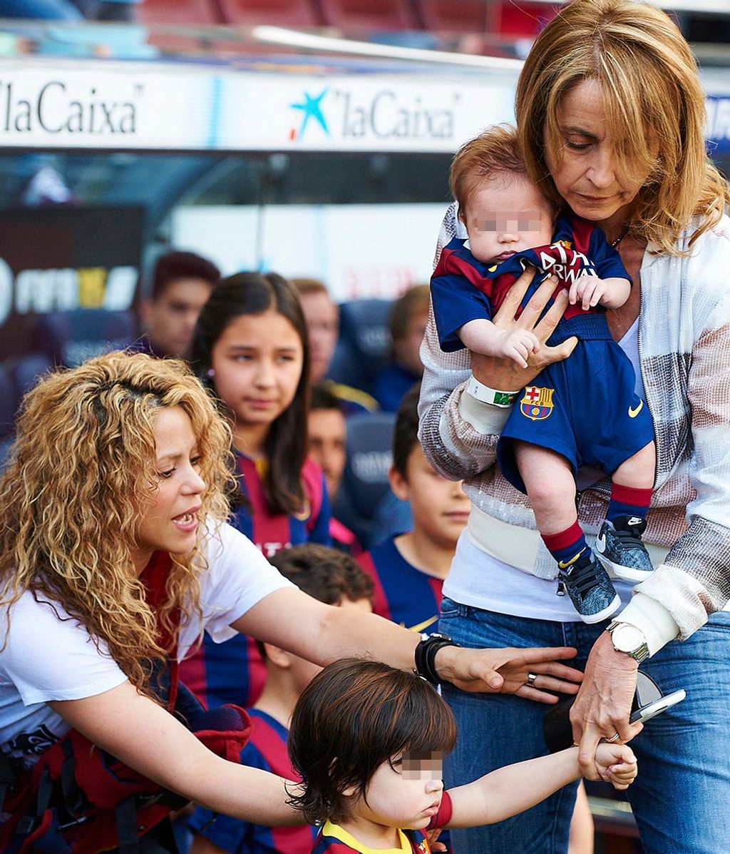 Sus nietos son una prioridad para la madre de Gerard