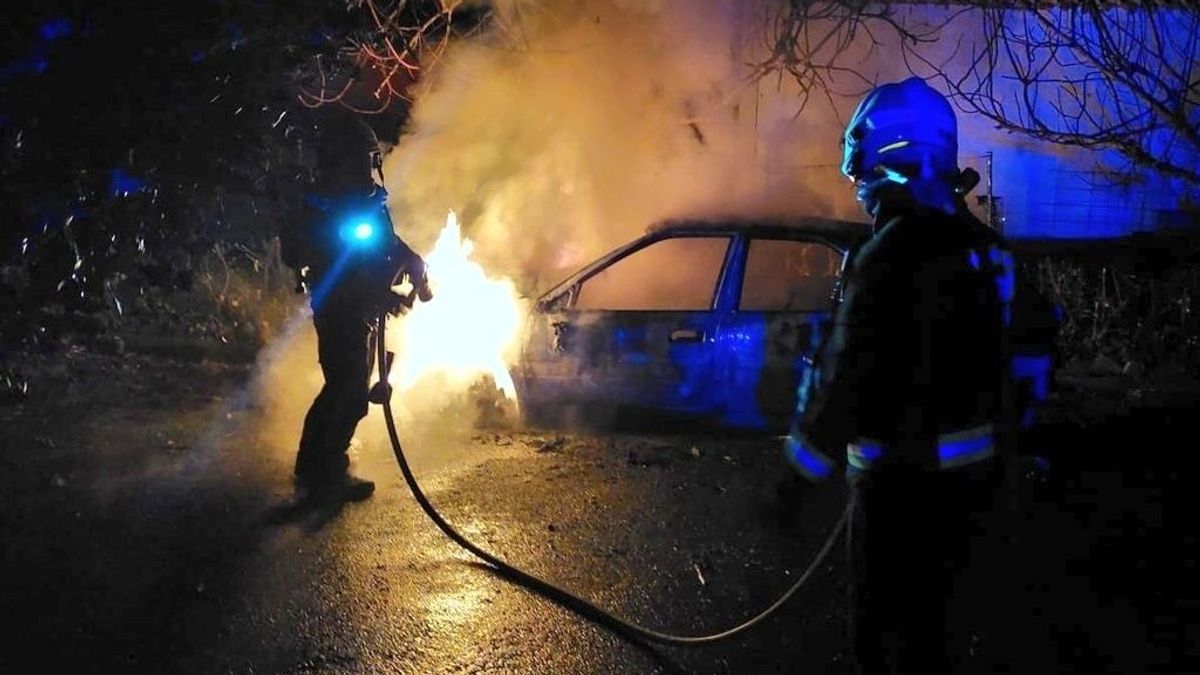 Extinción de incendio en un vehículo