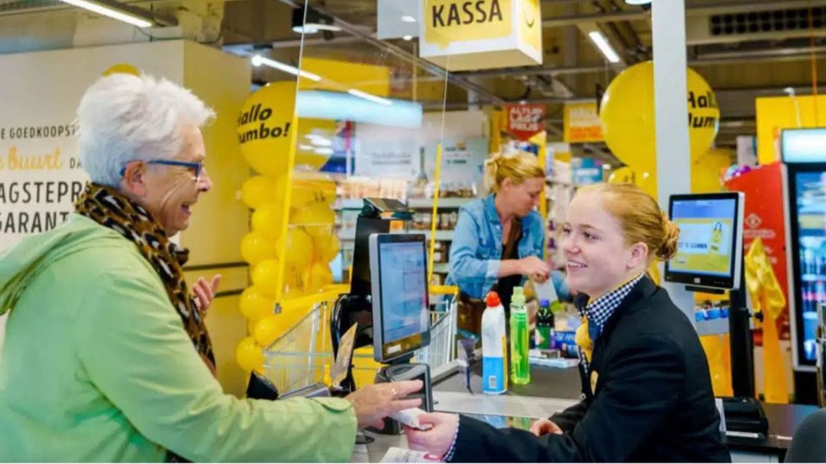 Supermercado Jumbo introduce "cajas lentas"