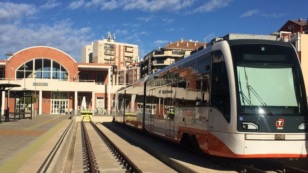 El ciclista atropellado por un tranvía en Alicante era un niño de 13 años: se habría saltado el semáforo