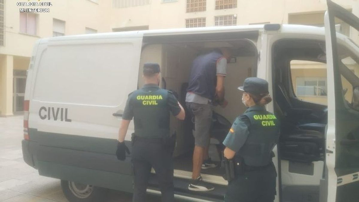 Desarticulan en Gandia un grupo criminal que captaba a menores a las que drogaba para acostarse con ellas