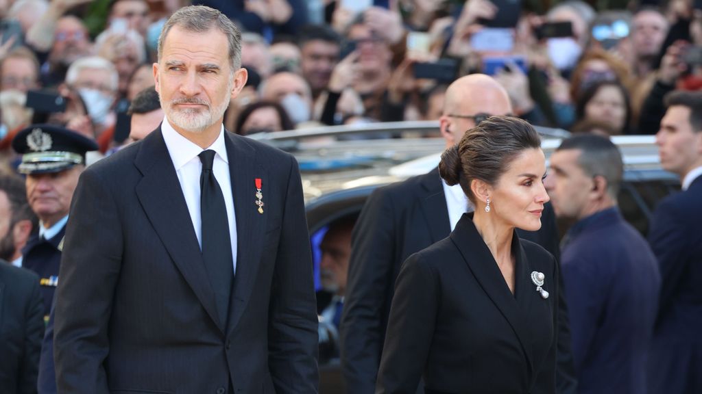 El rey Felipe VI y la reina Letizia llegaban por separado al funeral del rey Constantino de Grecia