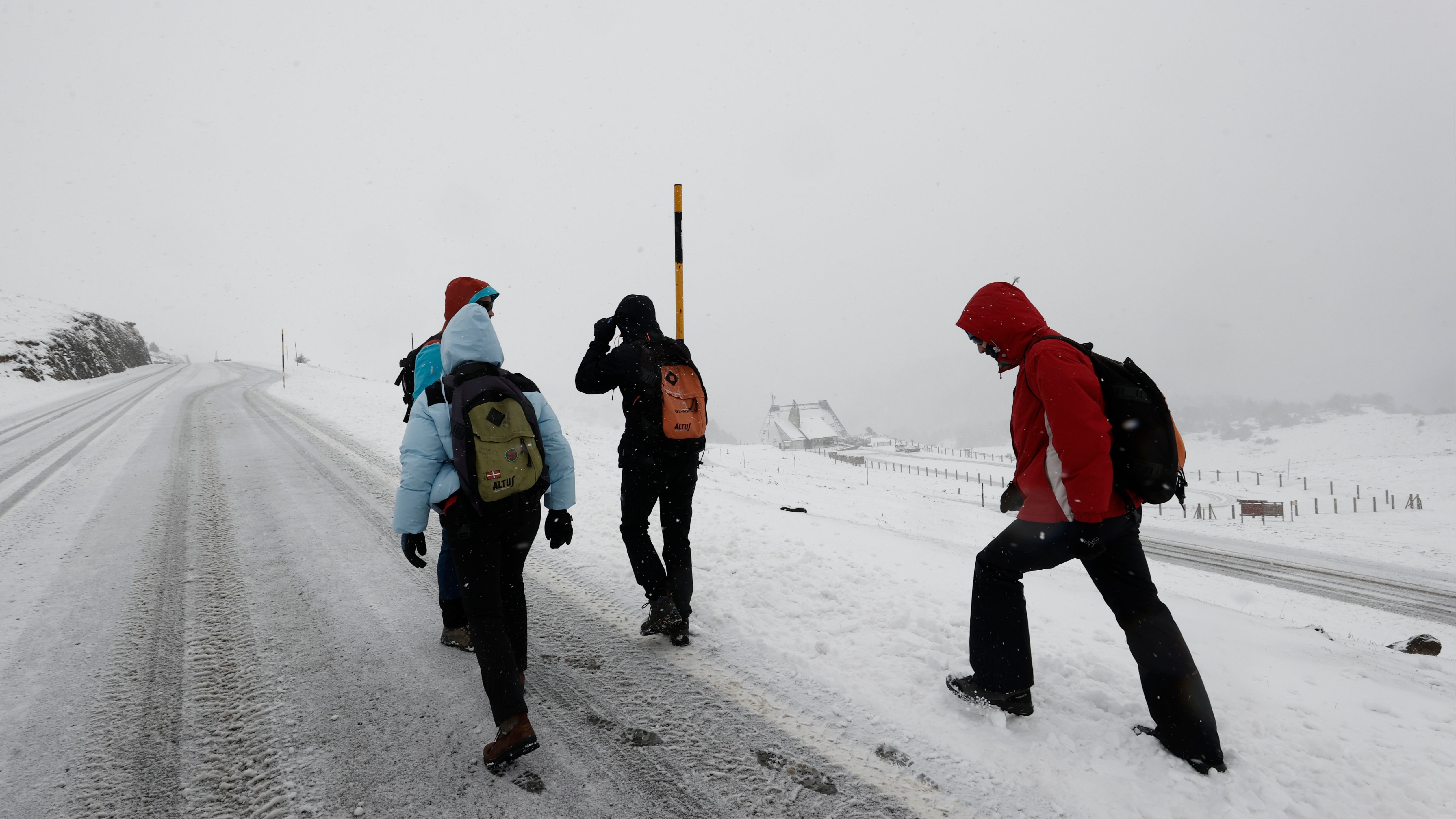 La borrasca Gérard llega hoy a España y pone a 40 provincias en aviso por nieve, viento y lluvias