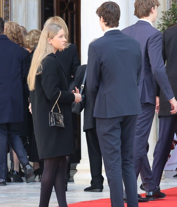 La hija menor de la infanta Cristina vive con su madre en Ginebra, donde estudia bachillerato