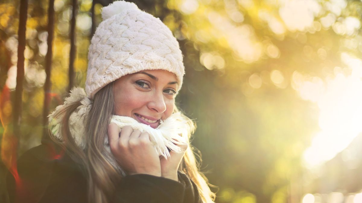 La vitamina D se encuentra en el sol y en algunos alimentos