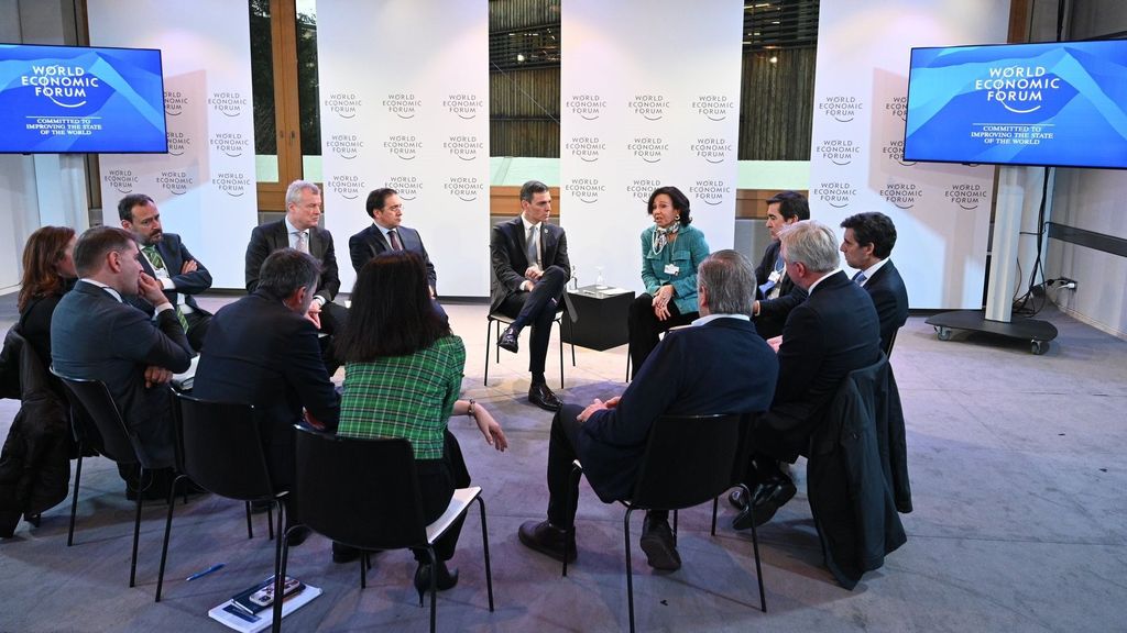 Reunión de Pedro Sánchez con directivos del Ibex-35 presentes en Davos