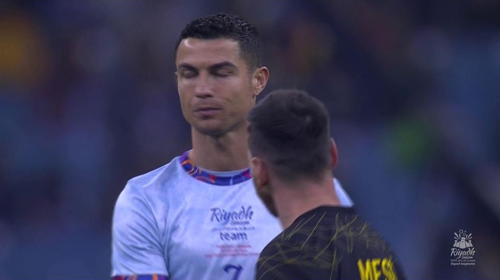 Messi y Cristiano, la historia de un breve saludo: un escueto intercambio antes de comenzar el partido