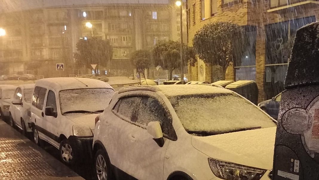 Las nevadas remiten en el norte, pero el frío se intensifica esta madrugada