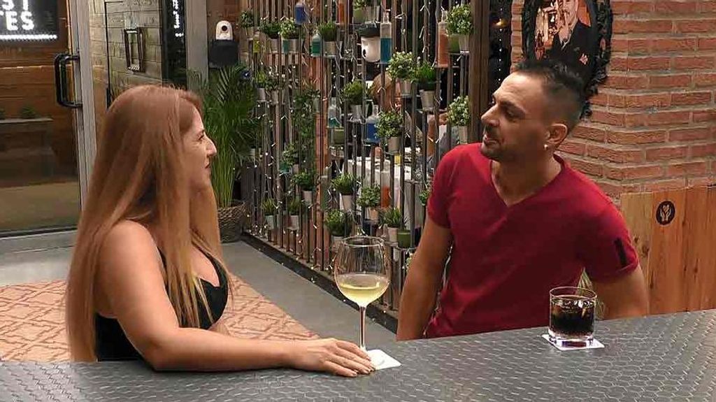 Patricia y José Tomás durante su cita en 'First Dates'