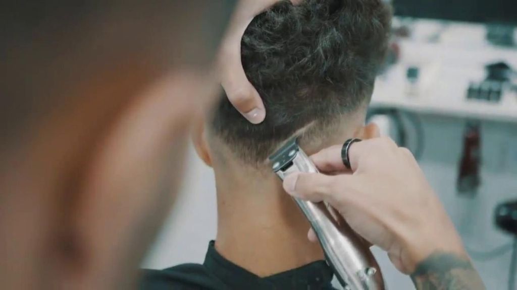 La mala higiene en las peluquerías 'low cost' precursores del brote de tiña en España
