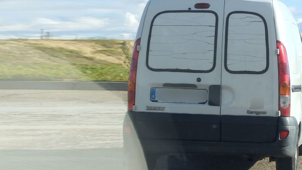 Renault Kangoo blanca, furgoneta similar a la implicada