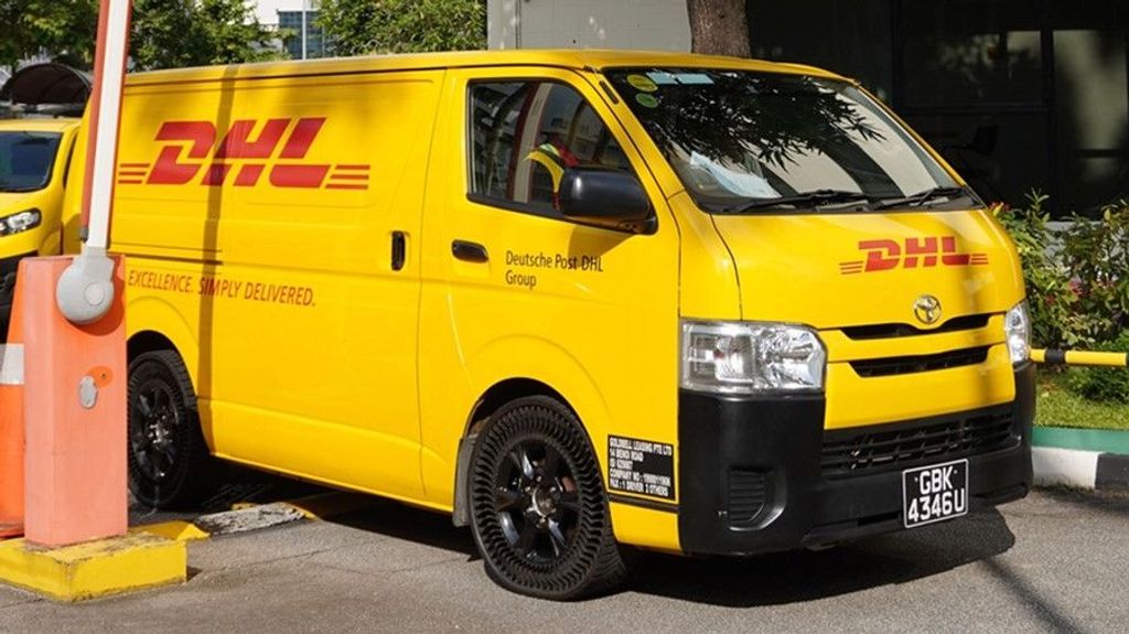 DHL