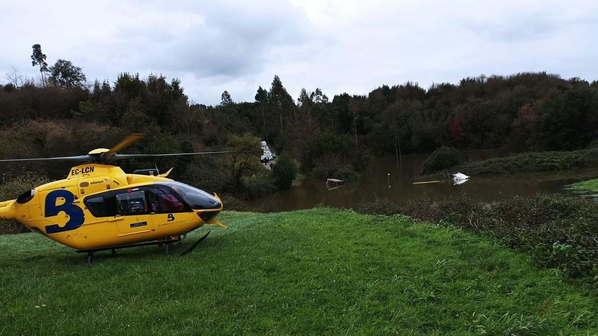 Muere un hombre ahogado en Carreño (Asturias) cuando intentaba atravesar una vía inundada con su tractor