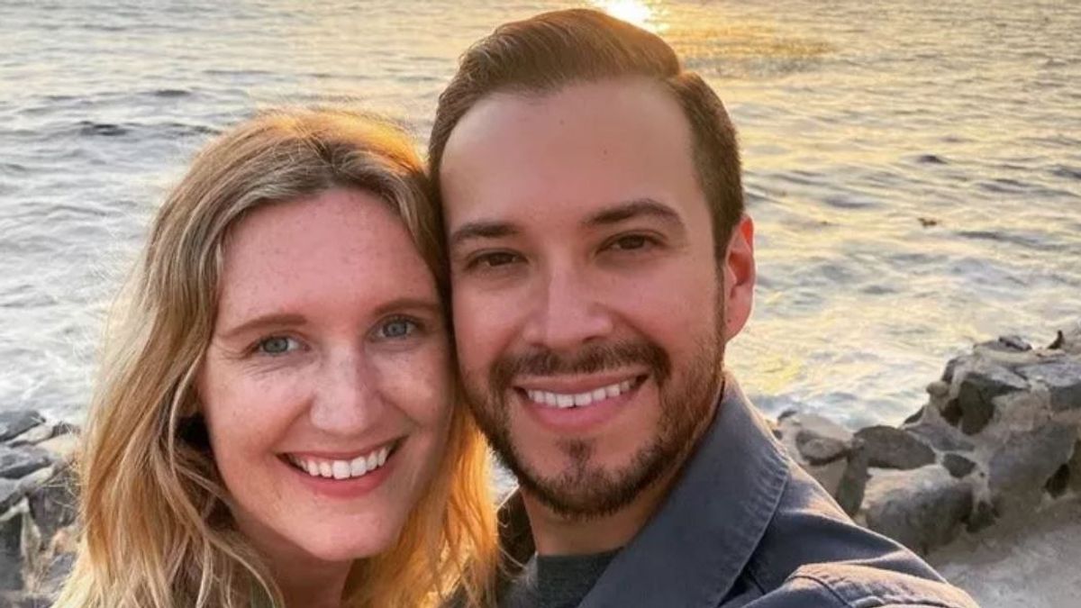 Elliot Blair, fallecido durante sus vacaciones en México, y su mujer Kim