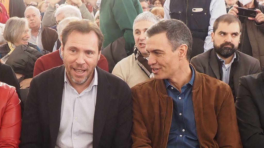 Pedro Sánchez critica en Valladolid a los "nostálgicos" que se manifiestan en Madrid y Barcelona