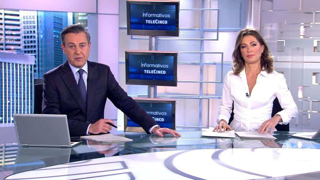 Con José Ribagorda y Ángeles Blanco Informativos Telecinco 2023 Mediodía 22/01/2023