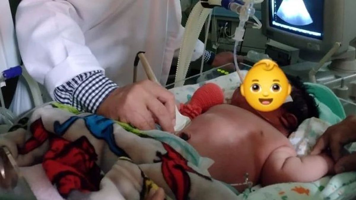 Angerson Dos Santos, un bebé que ha pesado más de siete kilos al nacer