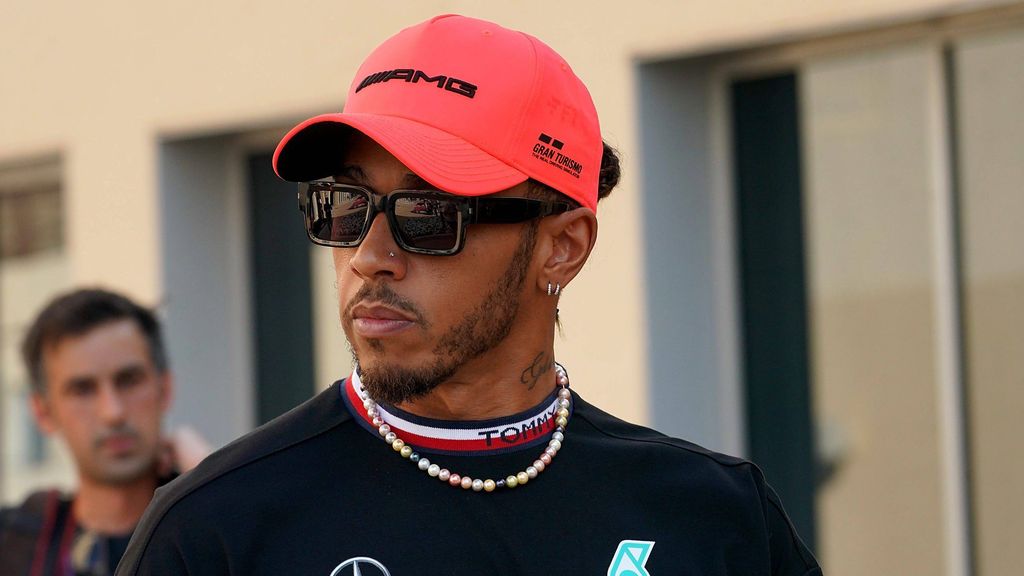 El bullying a Lewis Hamilton por su color de piel: "Me lanzaban plátanos"