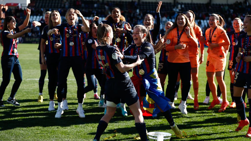 Las jugadoras celebrando el triunfo