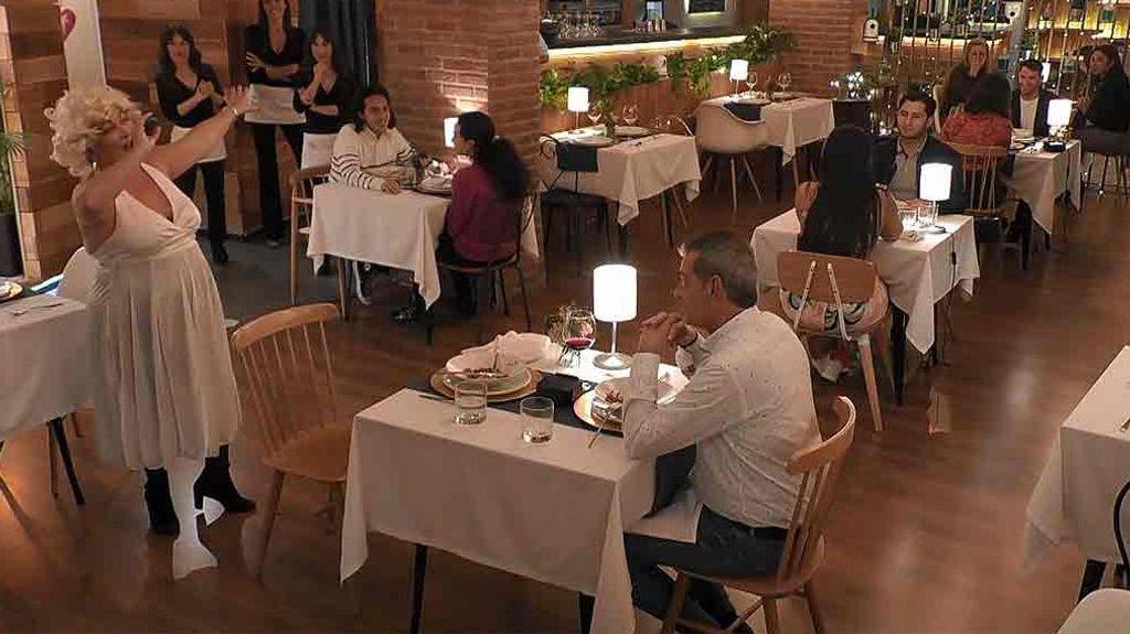 Susana y Alberto durante su cita en 'First Dates'