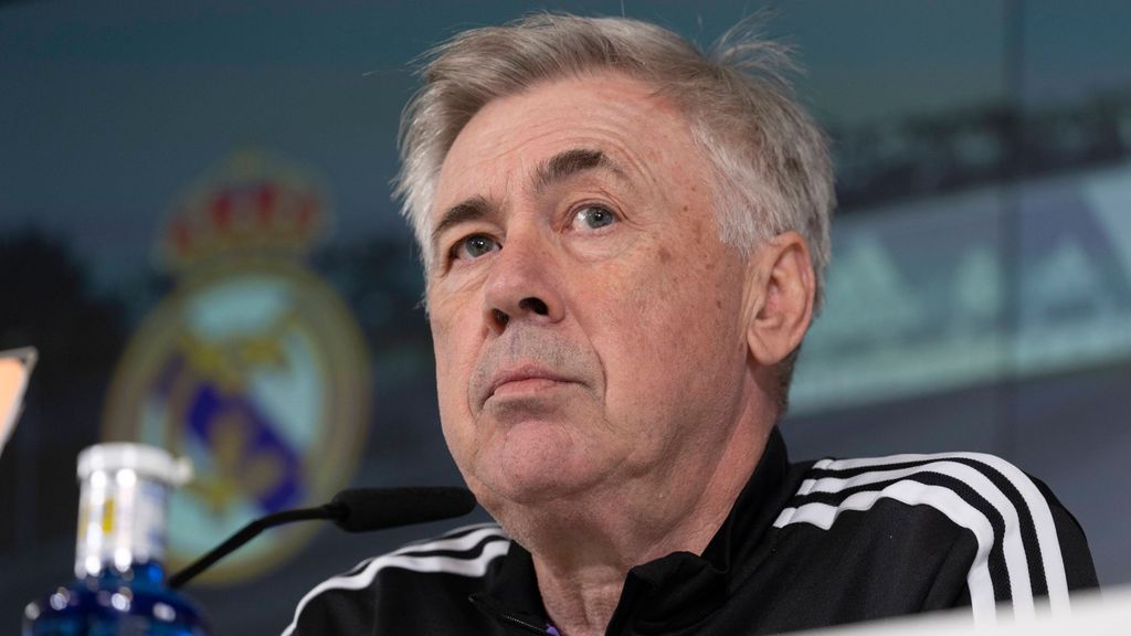 Ancelotti avisa de que pueden llegar malos momentos: "Estamos en un proceso de transición"