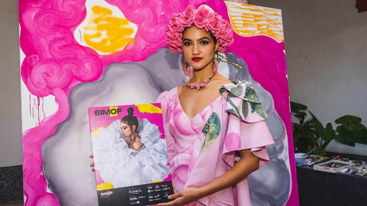Cartel de SIMOF 2023, la semana de la moda flamenca en Sevilla. Cartel de SIMOF 2023, la semana de la moda flamenca en Sevilla.