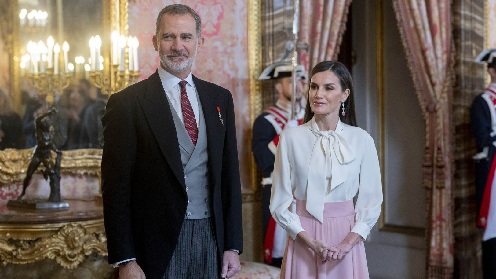 La reina Letizia ha mantenido la compostura tras la negativa del embajador iraní a saludarla