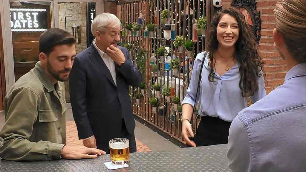 Alegría y Francisco durante su cita en 'First Dates'