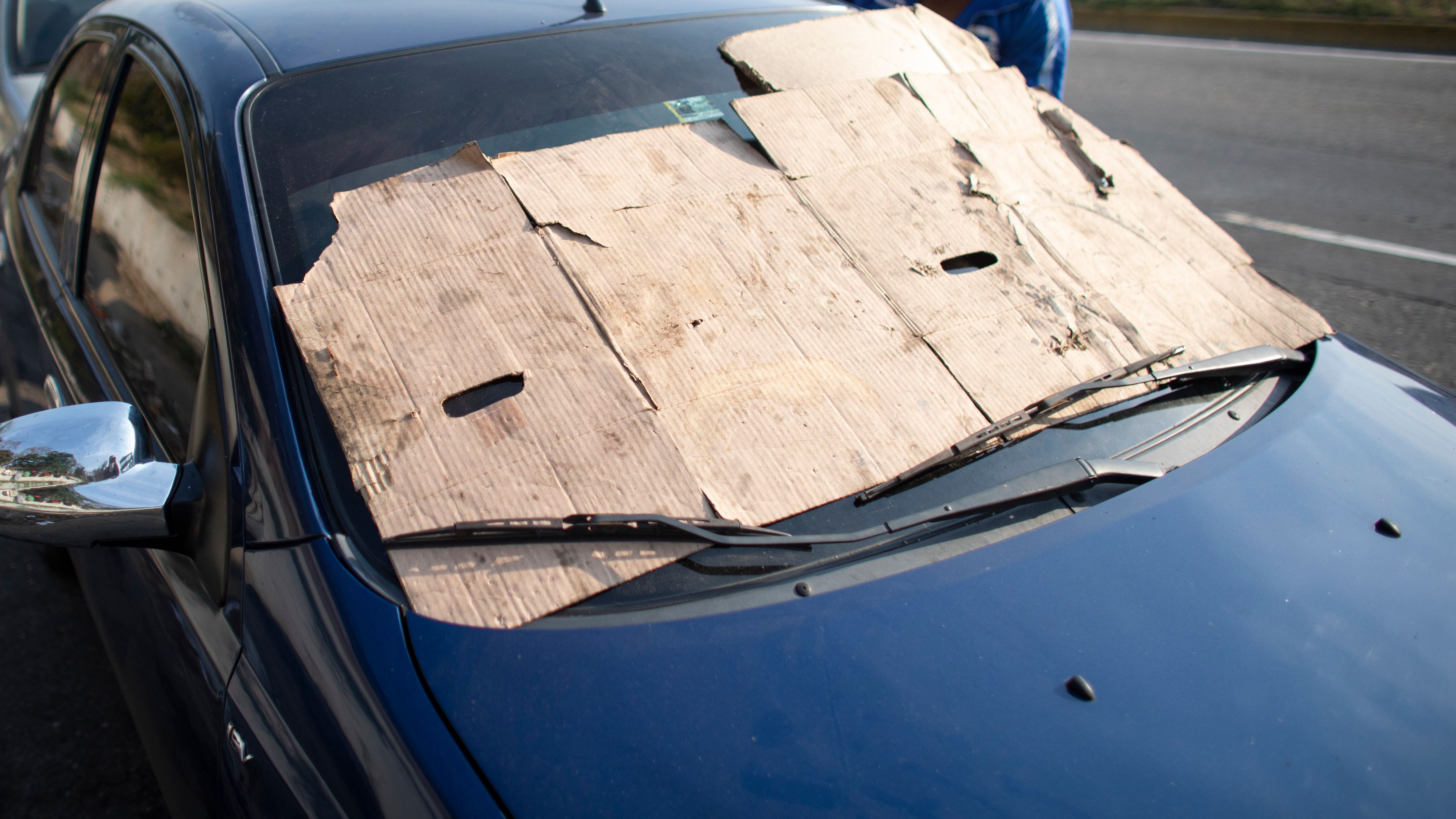 No utilices limpiaparabrisas caseros porque podrían dañar tu coche