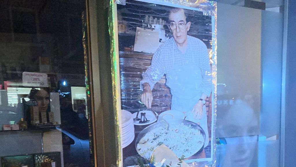Homenaje y ofrenda floral al cocinero Ramón Díaz, asesinado por ETA hace 22 años