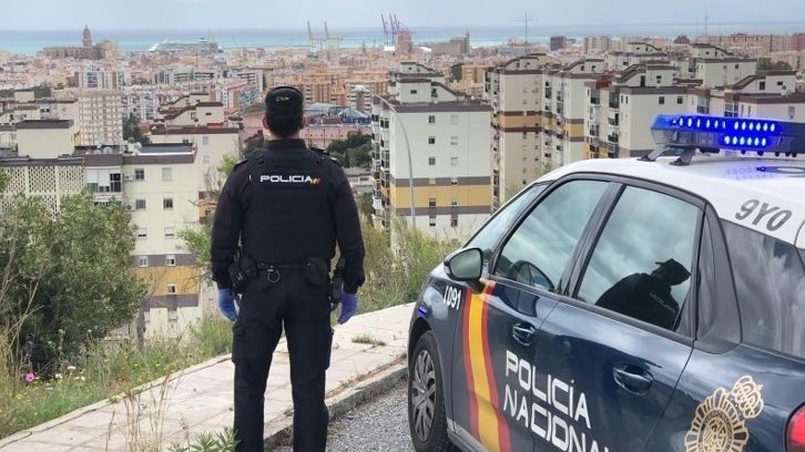 Arrested for launching a bomb menace on Twitter in a shopping mall in Malaga