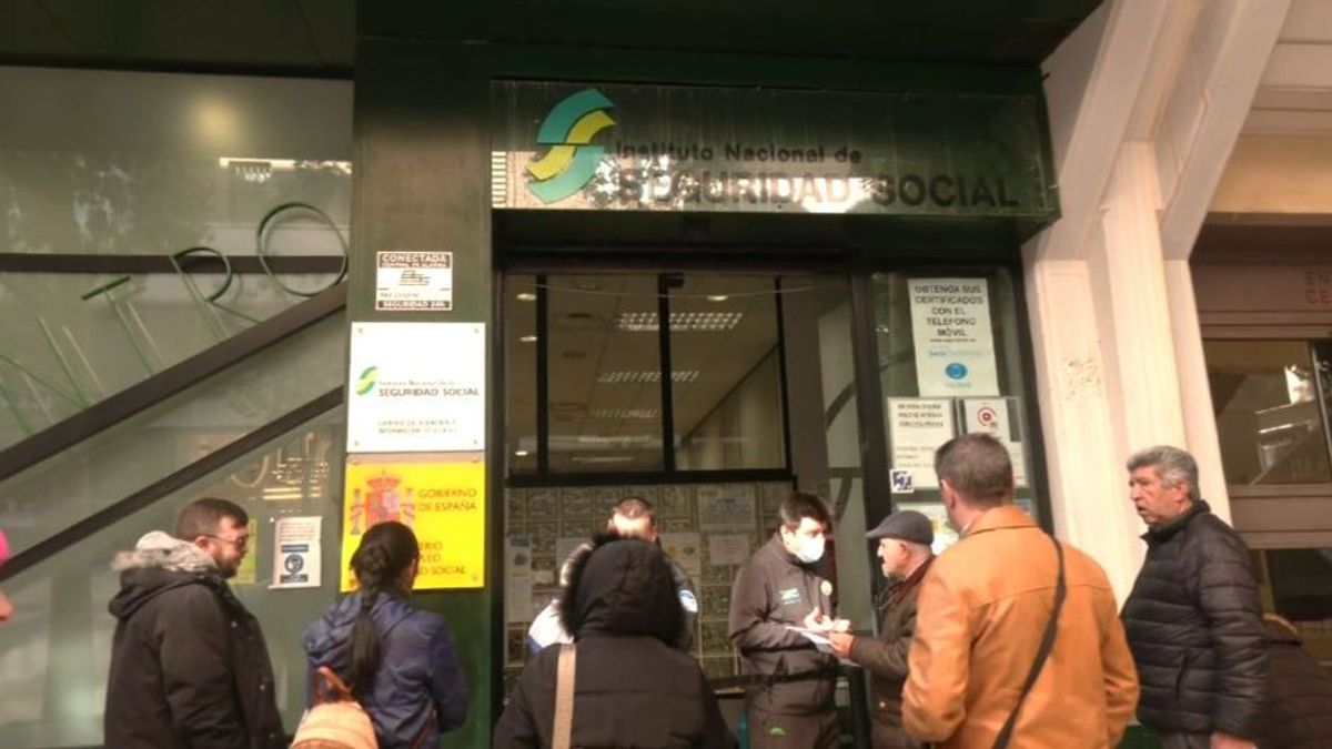 Desesperación ciudadana por el colapso de la Seguridad Social y sus ...