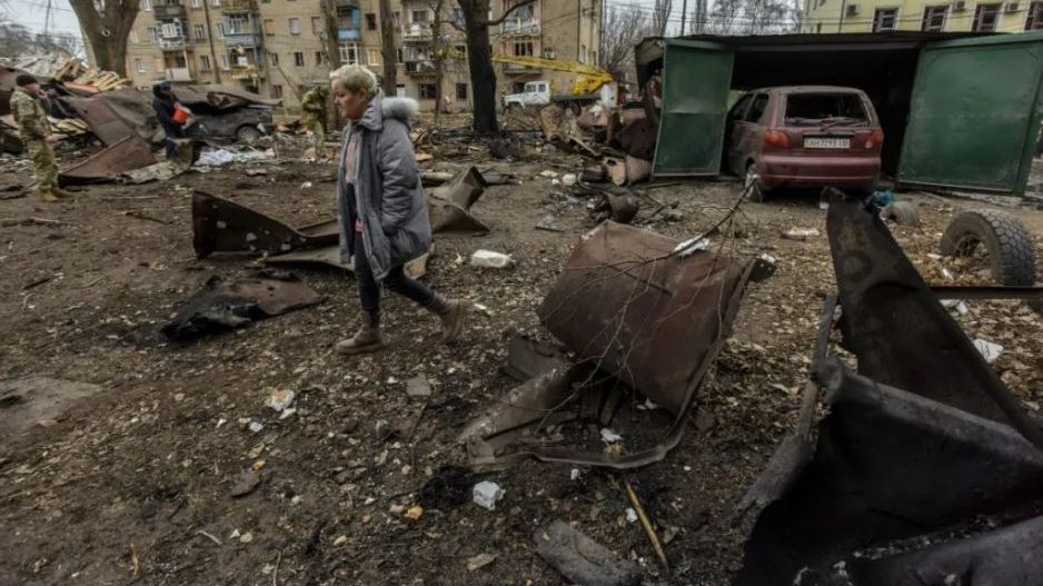 Demoledor balance tras un año de guerra en Ucrania: ciudades enteras arrasadas, mies de muertos y millones de refugiados