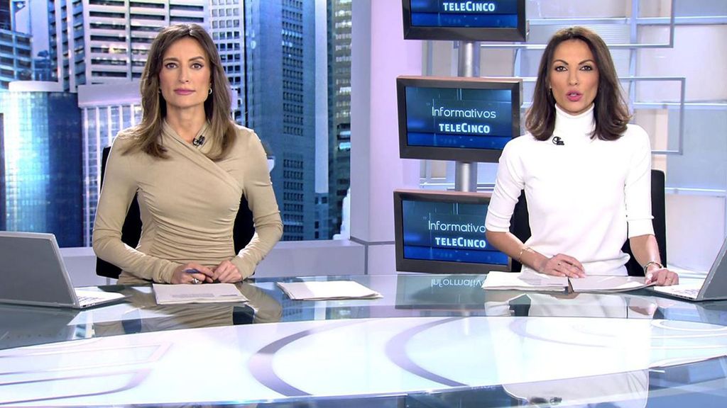 Con Leticia Iglesias y Laila Jiménez Informativos Telecinco 2023 Matinal 30/01/2023