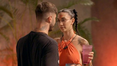 Naomi y Napoli hacen saltar la luz de la tentación - La isla de las